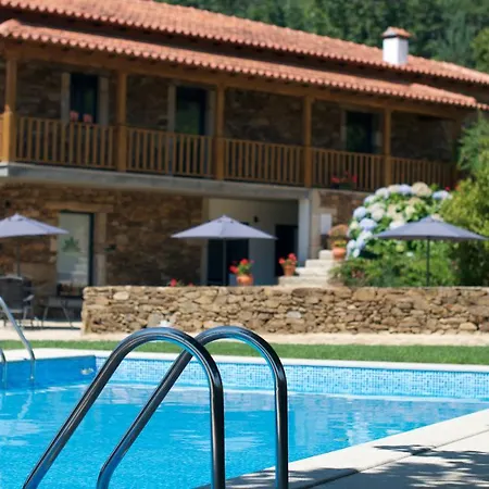 Quinta Vilar E Almarde Farm stay