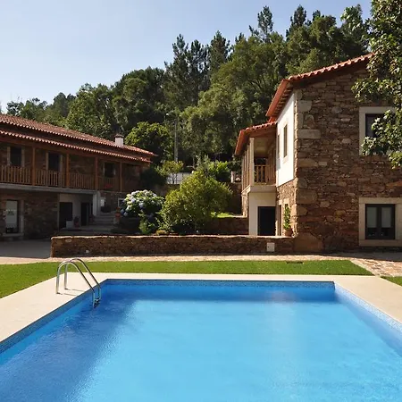 Quinta Vilar E Almarde Farm stay